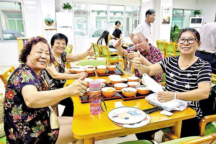 最全深圳长者饭堂名册来了，快帮爸妈收好！