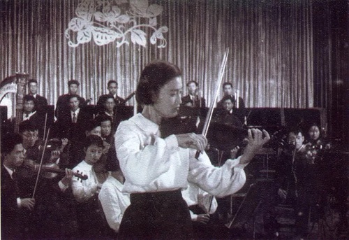 【艺术大观】纪念梁祝首演60周年——刘霄小提琴中国作品独奏音乐会
