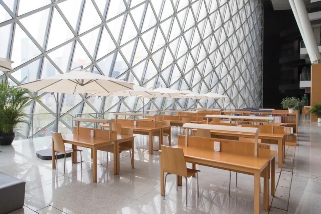 深圳图书馆3月24日起有序恢复开放，实名预约入馆