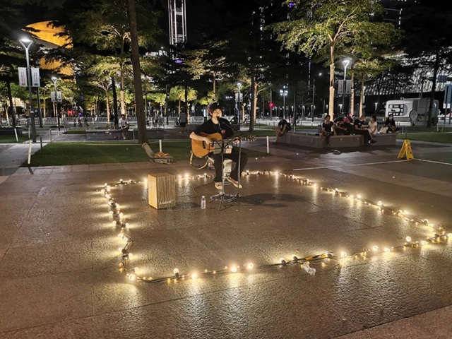 音乐·美食·夜读 | 8月的夏日，中心书城邀你赴一场夜读之约！