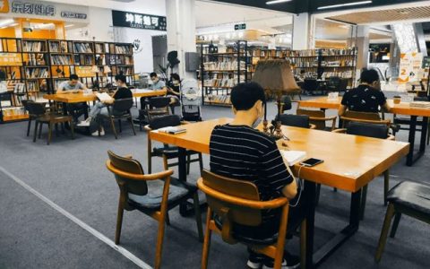 【龙华城市书房】大唐书香驿站，闹市中的宁静一隅