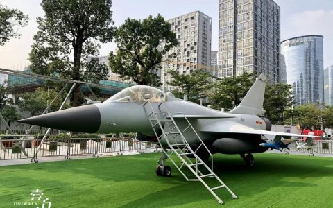 这个周末打卡壹方城，最燃“爱我中华·庆国庆70周年主题模型展”