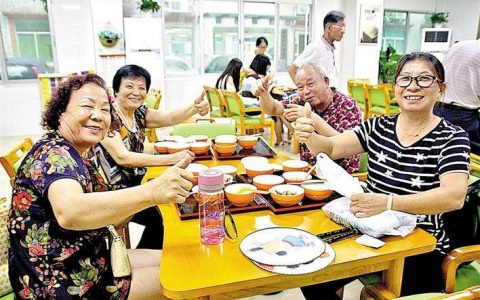 最全深圳长者饭堂名册来了，快帮爸妈收好！