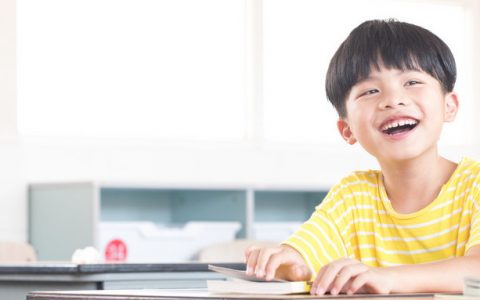 通知：小学生作文学习群正式开放，本号粉丝专享价9元！