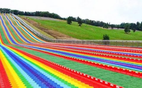 【东莞·梦幻百花洲】89元享原价240元2大2小畅玩东莞松山湖梦幻百花洲，全新梦幻蹦蹦云+彩虹滑道+12项亲子机动游戏任你玩！东莞最佳溜娃圣地