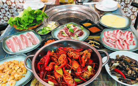 【龙华民治·美食】烤肉+龙虾两手抓！118元抢427元『兄弟烤场』3-4人烤肉小龙虾套餐！
