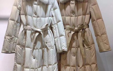 工厂店年终特卖会开始啦！10万件服装在工厂店特卖，全场10元起疯抢！！！