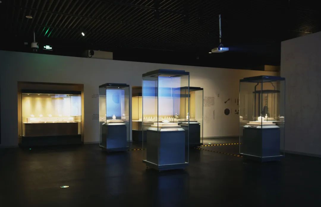 “尘外千年 ——定州静志寺、净众院塔基地宫出土文物展”在南山博物馆正式展出