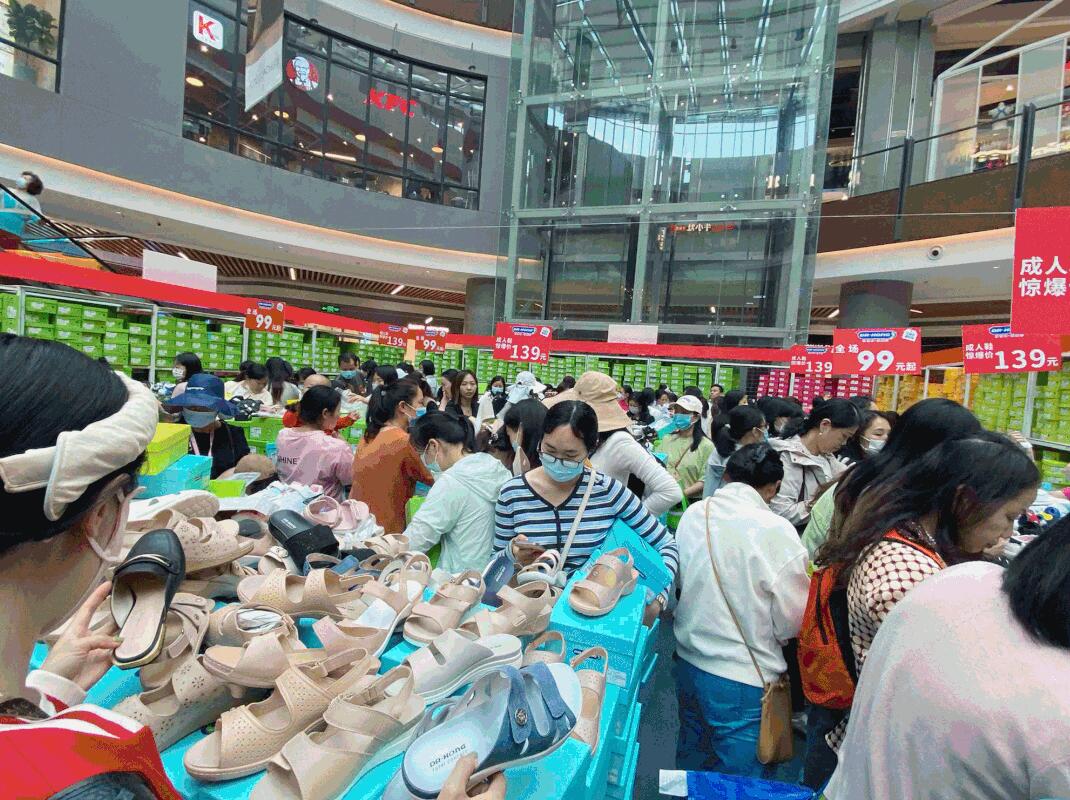 龙华8号仓，江博士特卖低至99入！