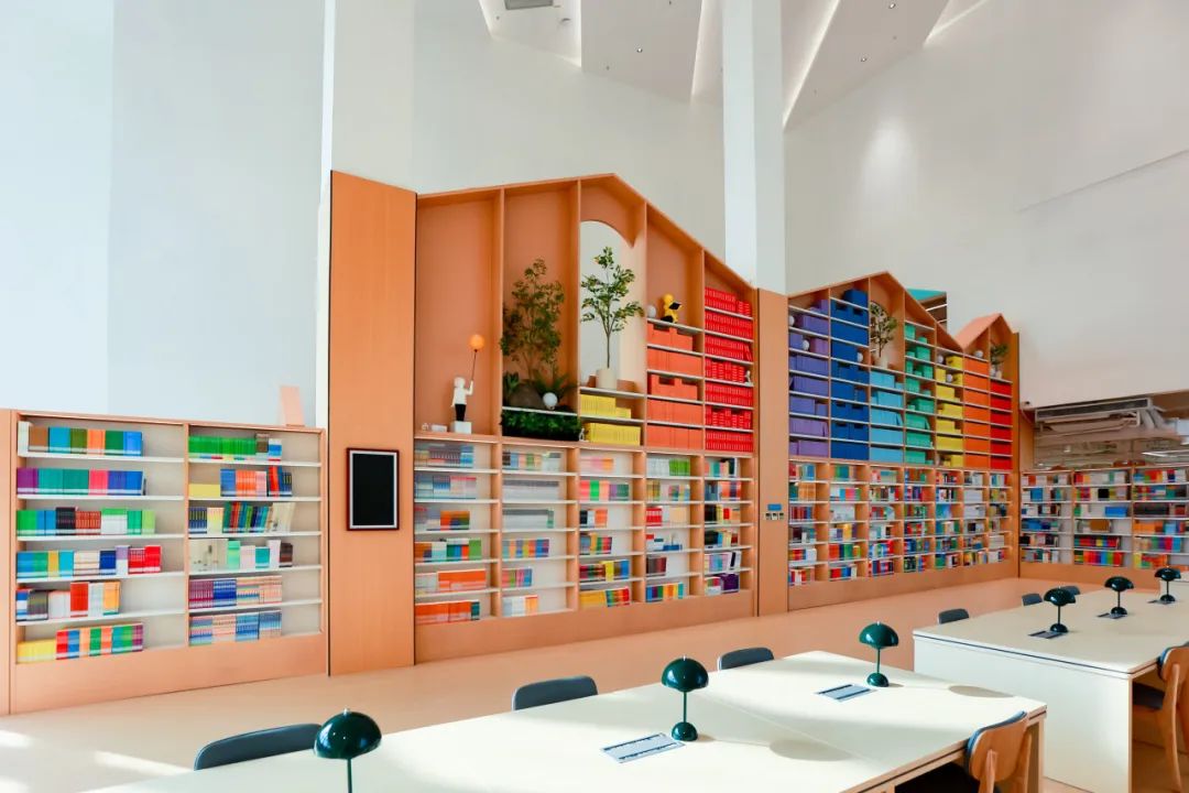 遛娃地天花板！光明区少年儿童图书馆正式开馆啦！