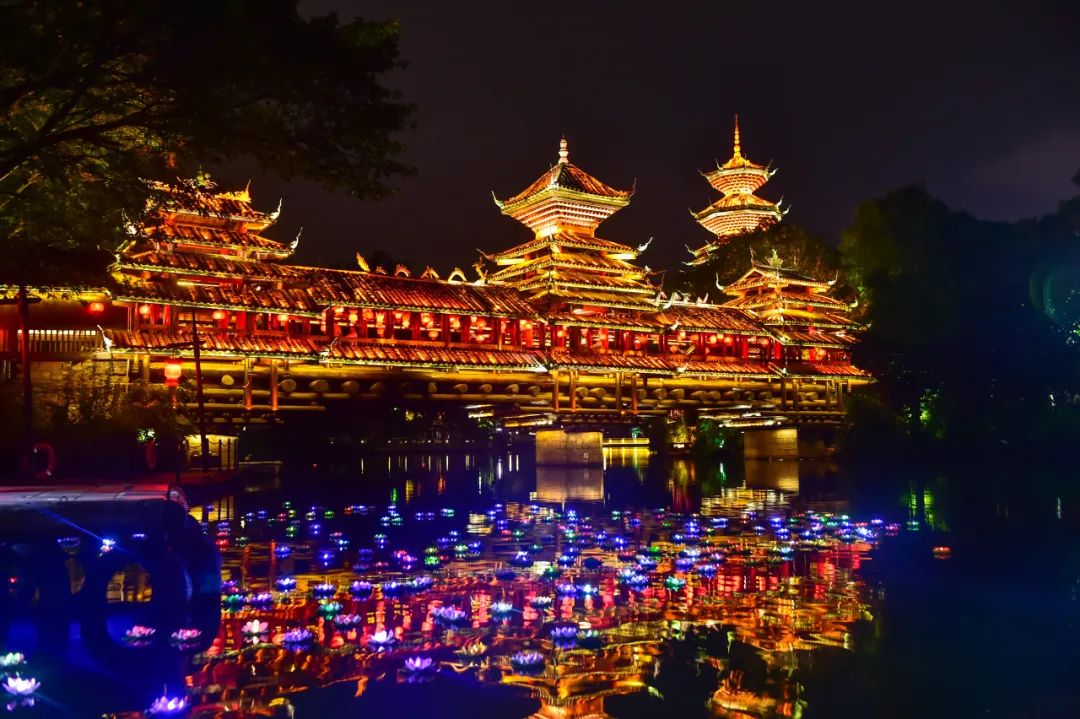 三月三汉服日，锦绣中华汉服免费游园啦！来揭秘风雨桥的魔法吧！