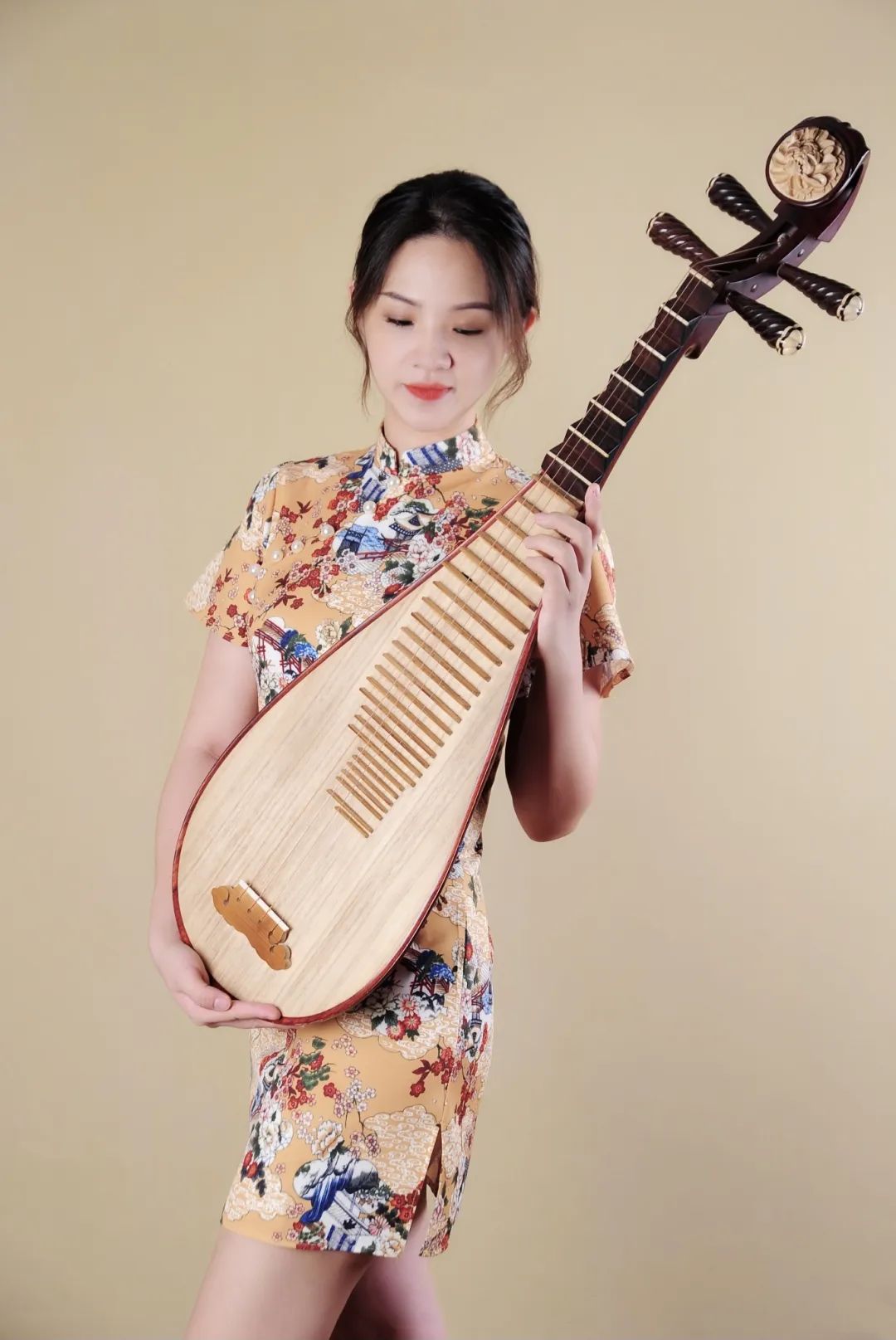 深圳音乐厅“音乐下午茶” | 弦语芳华，琵琶声声诉说岁月的诗意长卷