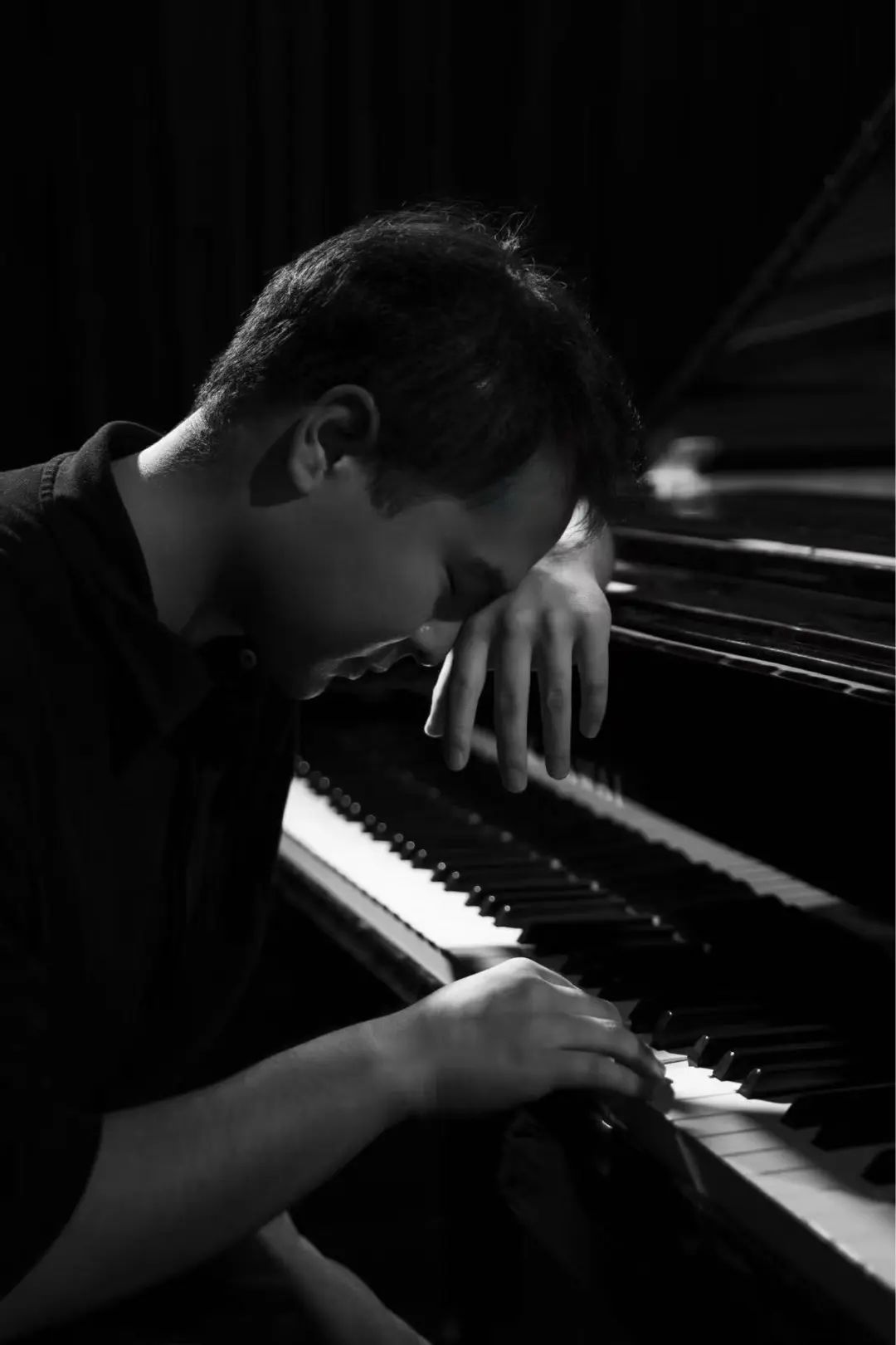 深圳音乐厅“音乐下午茶” | 弦语芳华，琵琶声声诉说岁月的诗意长卷