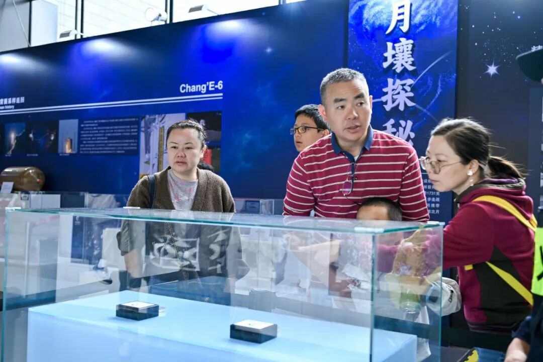 【免费观展】深圳免费火箭、月壤展倒计时！快来深圳科技馆看真月壤、真火箭!